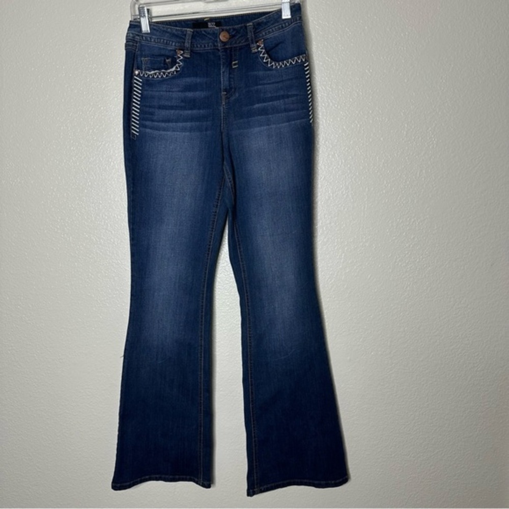1822 Denim Flare Leg Dark Wash Jeans 4 / 27